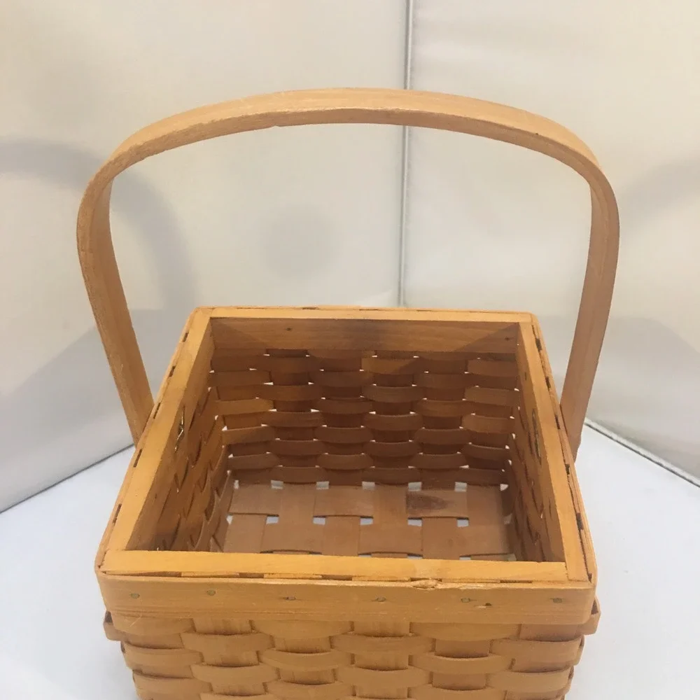 Woven Wood Basket Unisex OS Brown Square Rustic Storage Handle Cottagecore